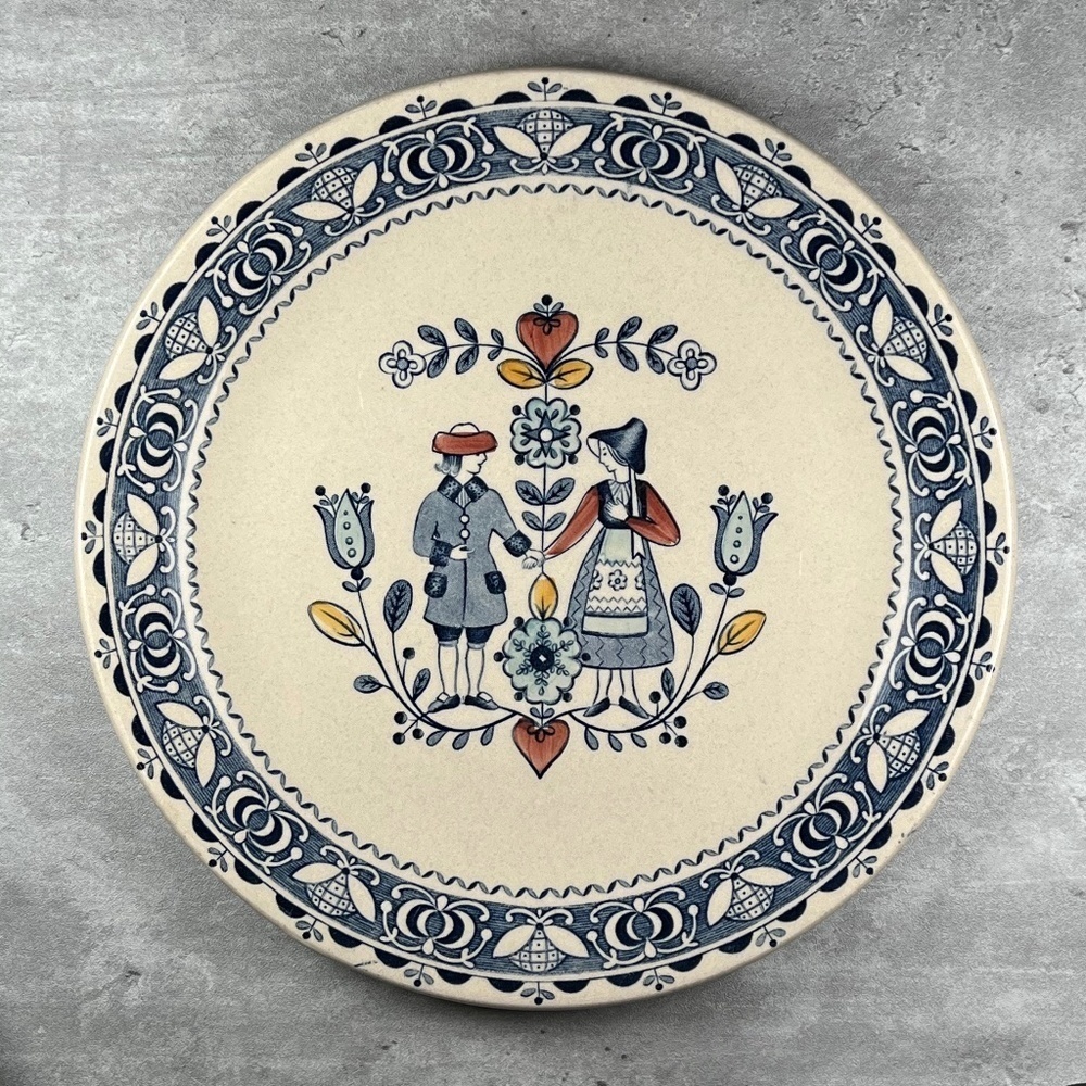 Johnson Brothers Hearts And Flowers Smooth Salad Plate